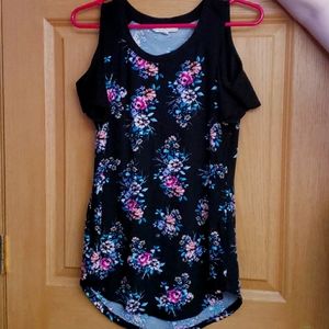 Woman's  - M - Cold shoulder top - Like New